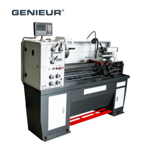 8-Step 70~2000RPM 1000mm Center Distance Metal Lathe Machine for Factory Use